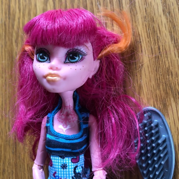 Monster High Geek Shriek Gigi Grant Doll - Picture 3 of 3